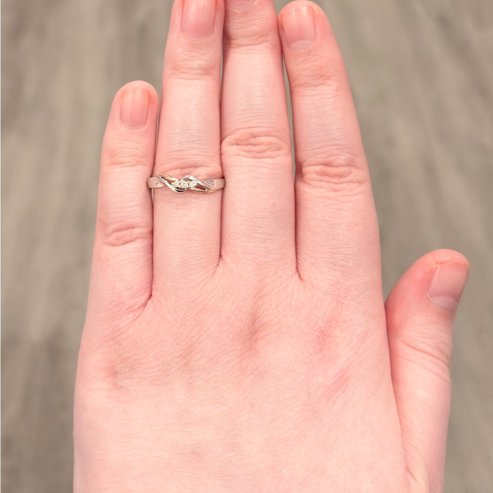 10K Diamond Ring, Three Stone, Dainty Swirl, Size 7.25, White Rose Gold - Picture 11 of 14